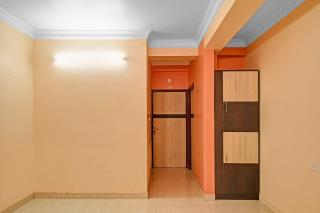 Hotel O S S Guest House - 7