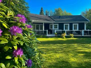 Sommerhus Ved Fredet Lyngområde I Ellinge Lyng - 0