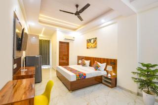 FabHotel 24x Living - 6