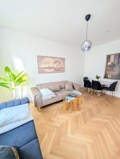 Modern Apartment Close to Subway & Vineyards GO10 - 5