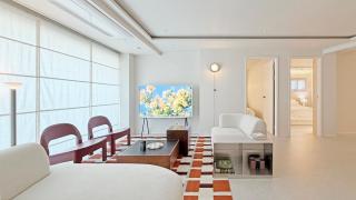 Spacious 132 sqm 4BR Near DDP , Sleeps 10 , 4 Min to Metro , Elevator - 4