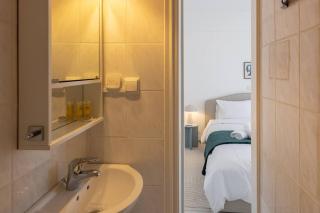 Sea View Apartment at Alimos Marina - 1