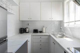 Sea View Apartment at Alimos Marina - 4