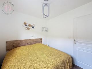 Les 5 Lodges du Château - Piscine & Jacuzzi - 4