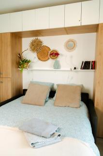 M2M Studio magnifique vue mer - avec balcon - les pieds dans l eau! - 4