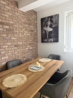 Crystal Lux - Veles - 8