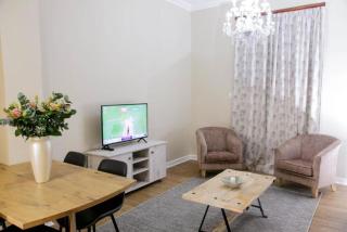 Queen's Residences by BON Hotels - Oudtshoorn - 7