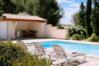 Villa La Mancha - 8 persons with pool in a nice French village - 8