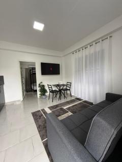 KRONOS APARTMENTS - 6