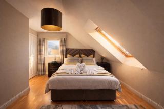 Westbrook Villa - 6-Bedroom Luxury Villa with Hot Tub - The Etive Estate - 2