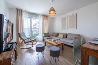 Appartement Spacieux - proche Paris - Balcon - 0