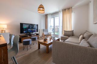 Appartement Spacieux - 6 personnes - 2 salles de bains - Proche Paris - 7