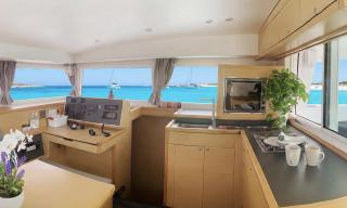Catamaran en Ibiza - 7