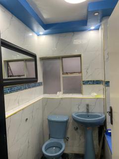Color Ave Apartment - 1