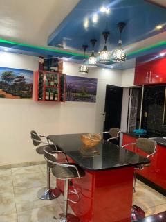 Color Ave Apartment - 5