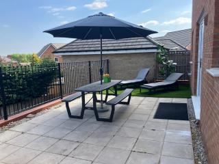 Sheffield Boutique 4-Bed Home - 5