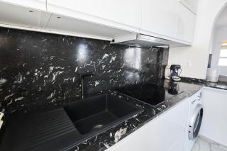 081 Design Style- Alicante Holiday - 1