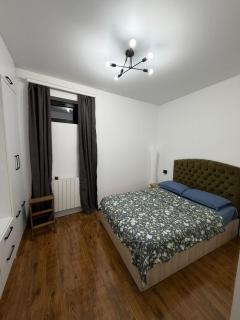 Tbilisi - Apartment - Central Location - Sleeps 2 - 7