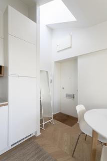 Unique and Bright Penthouse Studio in Ullanlinna - 2