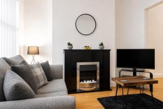 Spacious 2 Bedroom House - Sleeps 5 - Perfect for Work Stays & Longer bookings - 4