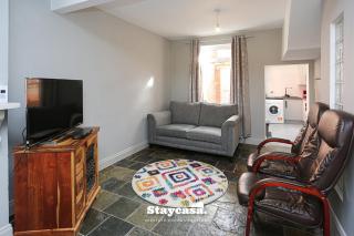 Gateway Abode Near City Centre w Street Parking - Belfast - 3
