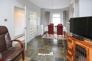 Gateway Abode Near City Centre w Street Parking - Belfast - 1