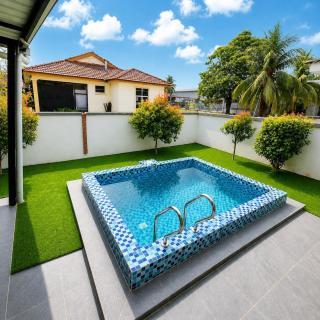 Private Pool 4BR Walk to Wedding Hall Doko Ratna - 2
