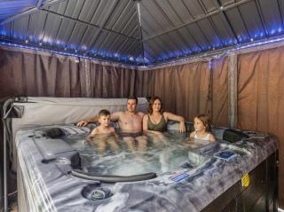 Sleeps 16 Hot Tub Arcade & Resort Amenities - 6