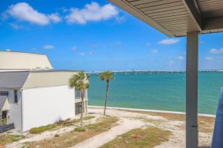 Bayfront Sanibel Condo Water Views Pool Mariner Pointe 712 Dolphins Reach - 5