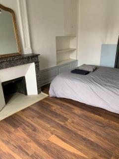 Modern Minimalist Haven - 8