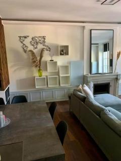 Modern Minimalist Haven - 7