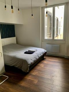 Modern Minimalist Haven - 1