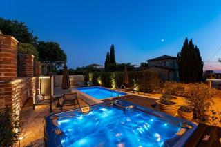 Villa Lana with private pool & BBQ - 8