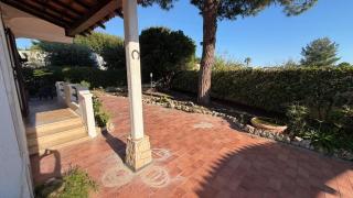 Beautiful detached villa with private garden - 8