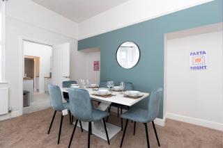 Spacious 3BR • WiFi • Parking • Contractor Stay - 7