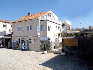 Apartments Pero - 9