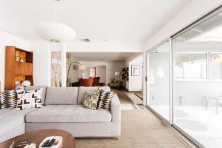 Chic Mid Century Modern Retreat South Pasadena - 4