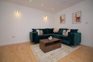 Manor Court Villa Serviced Apartment Nuneaton - 7