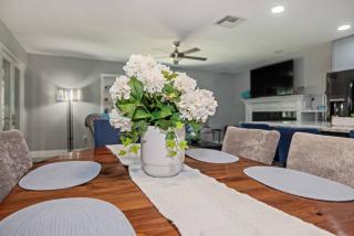 Once Upon a Tide: A Boater's and Kayaker's Retreat - 1