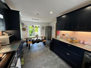 Wisteria House 3 bed sleeps 6 - 5