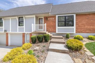 Spacious 4 BR 3 BA with Fenced Yard - 9