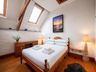Charming Devon Barn for the family with parking - 6