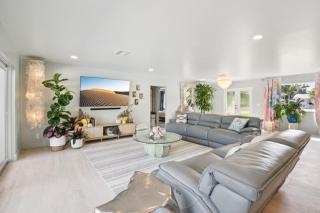 Longboat Key Waterfront - Private Heated Pool with Soaking End & Luxury Hot Tub! - 9