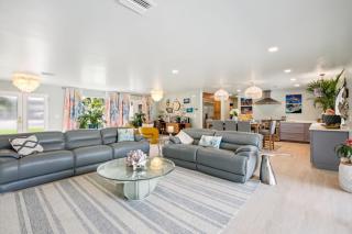 Longboat Key Waterfront - Private Heated Pool with Soaking End & Luxury Hot Tub! - 5