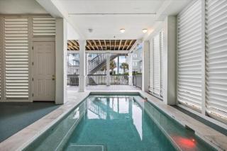 Spacious home with incredible ocean views - 4