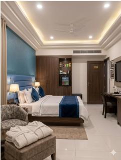 Hotel Sevora Grand 4 Min From Anand Vihar Bus Terminal and Vaishali Metro Station - 9