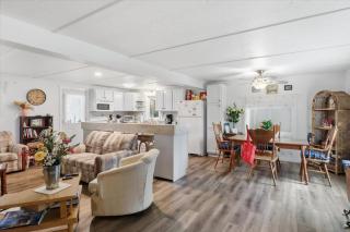Lake Ozark Getaway with Fire Pit & Flat Lot - 4
