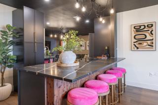 5BR Pool & Game Room - Groups & Families - 1