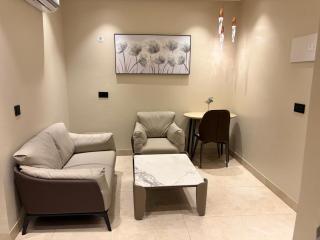 Private Luxurious & Cozy Studio by Aura Stays - 3