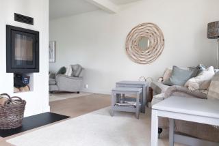 Quiet forest-edge home with woodstove & EV charger - 9